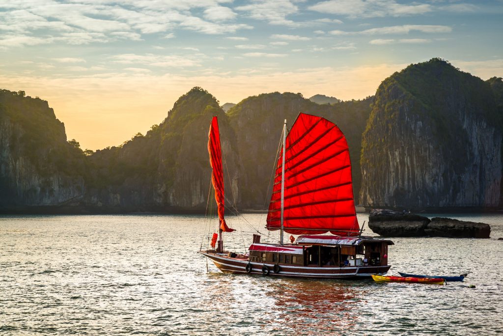 Vietnam-Halong-bay
