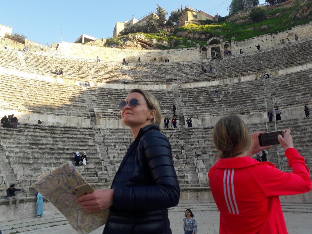 Jordanija-zemljevid in fotoaparat