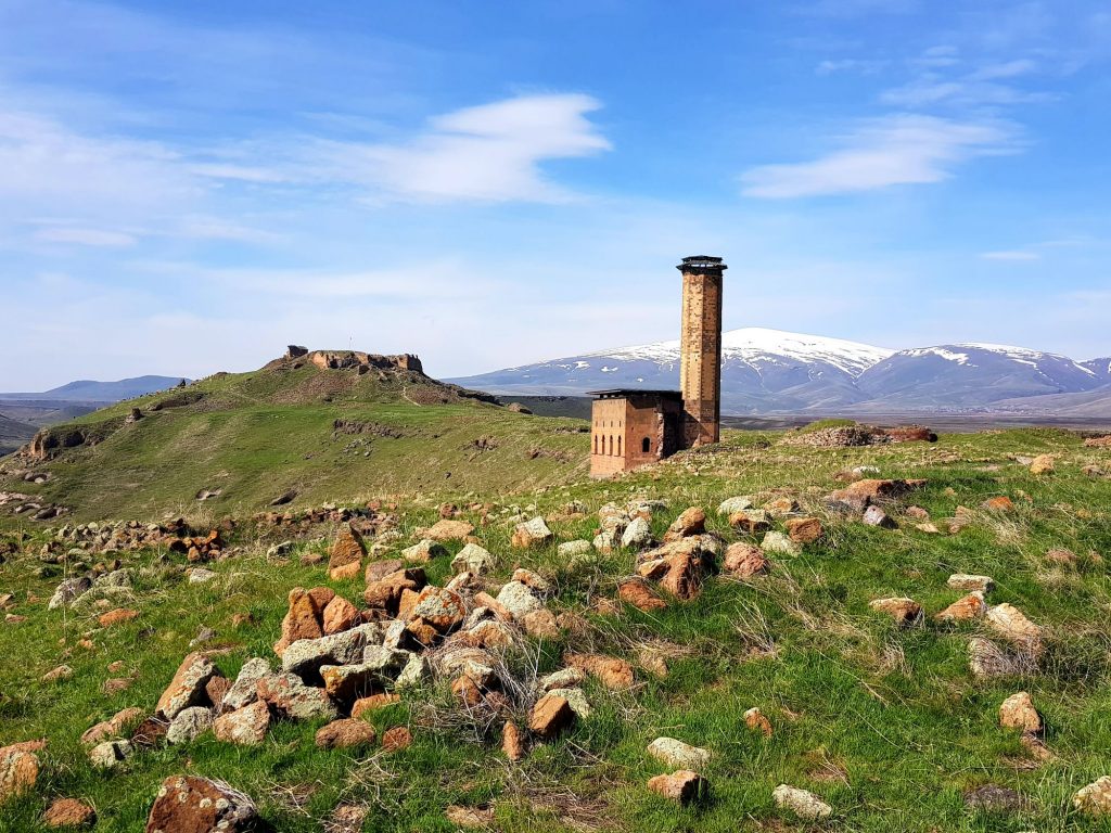 07-vzhodna Turčija-Ani-armenska prestolnica v osrednjeazijski ravnici spi svoj večni sen