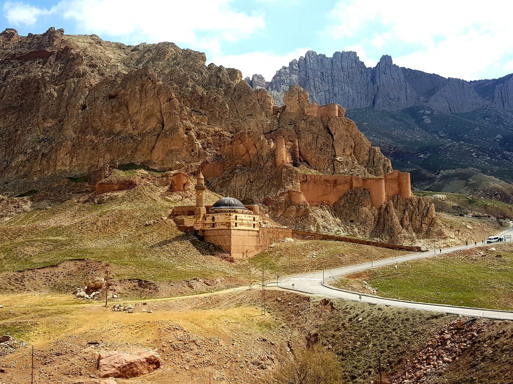 Vzhodna Turčija-Urartska trdnjava-speča lepotica v izgubljenem kraljestvu
