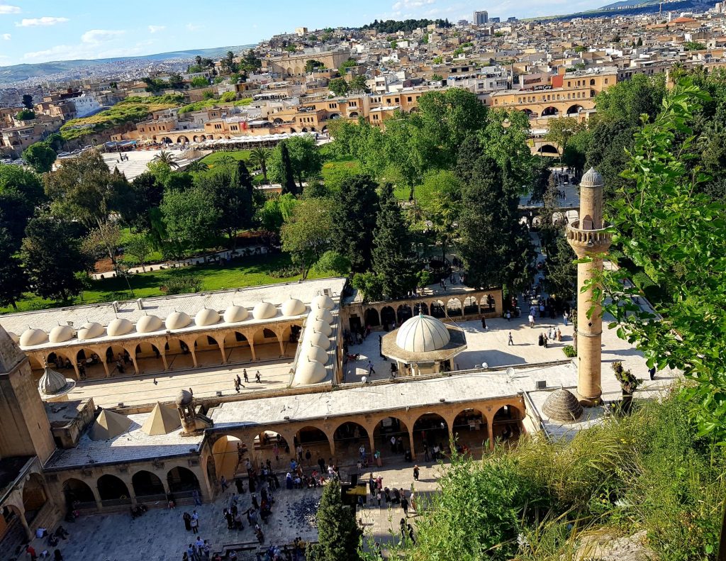 31-vzhodna Turčija-Šanliurfa-rojstna jama preroka Abrahama