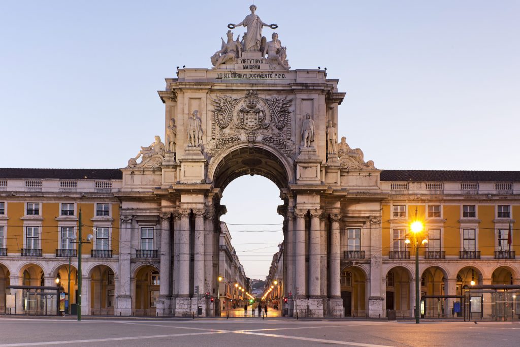 Portugalska Lizbona plaza de commerce 124222762 1024x683 - Vtisi potnikov septembrskih potovanj