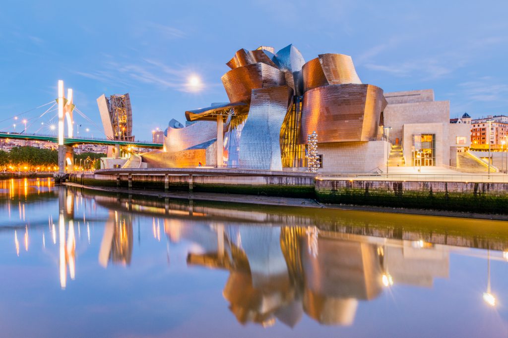 Spanija Baskija Bilbao Guggenheim 1024x682 - Prvomajski vtisi potnikov