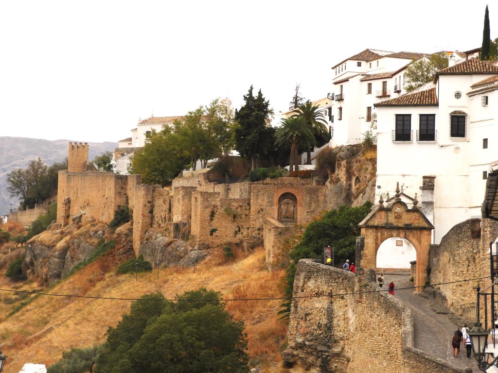 Ronda - mestno obzidje in vrata