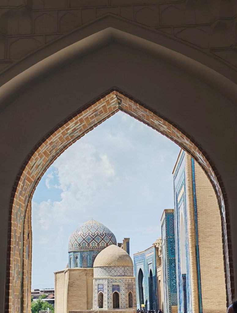 Kaj spakirati za potovanje v Uzbekistan?