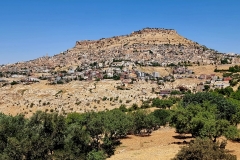 Vzhodna Turčija. Mardin. Visoko nad Mezopotamijo. Šepeta mi :"Vstopi vame, podarim ti pravljico iz 1001 noči." Wow!