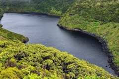 Azori-eno-izmed-mnogih-Floreskih-jezer