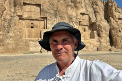 Čarobni-Iran-Perzeprolis-pri Darijevi grobnici