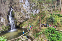 Doziveti-Azori-moc-narave-ujeta-v-tem-cudovitem-slapu