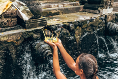 Obred čiščenja-Tirta Empul