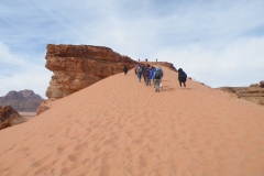 19 - Vzpon na peščeno sipino v Wadi Rumu