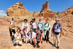 Jordanija-Petra-raziskovalna ekipa v Wadi Rum