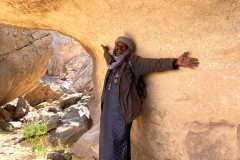 Južna Alžirija-Tassili N\'Ajjer-Lokalni vodnik tuareg Bouazza