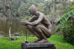 Eden izmed mnogih kipov, ki prikazujejo življenje ljudstva Taino