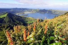 Azori-Velicasten-Sete-Cidades-azorska-razglednica