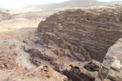 Petra - pogled na grobnice