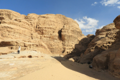 Wadi Rum - naravne stene