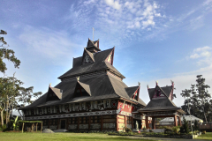 Sumatra - Bataki - cerkev