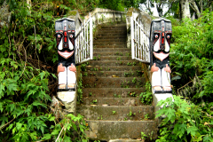 Sumatra - vhod v družinsko hišo plemena Batak