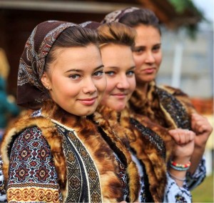 Romunska dekleta Romunska dekleta