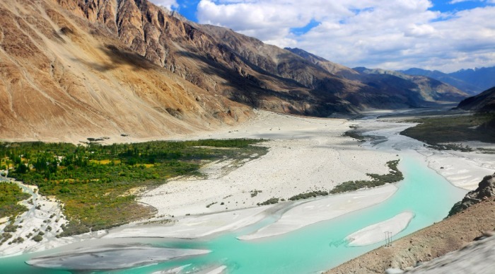 Indija - poletna reka - Ladakh