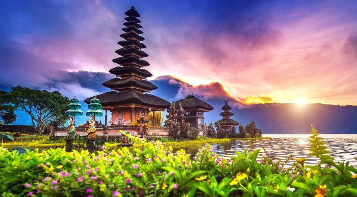 Decembrska in novoletna potovanja