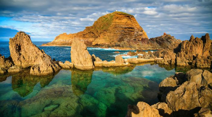 Naravni plavalni bazeni na otoku večne pomladi. 