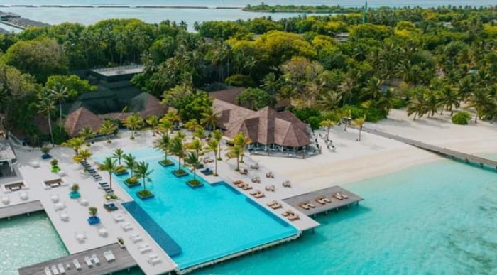 Maldivi, Villa Nautica at Paradise Island Resort