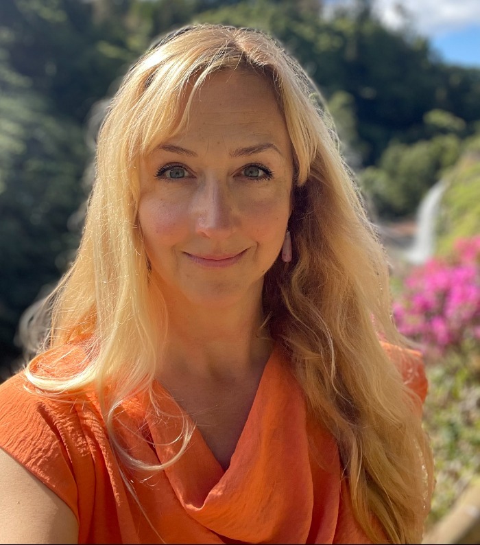 NINA MARSELAN