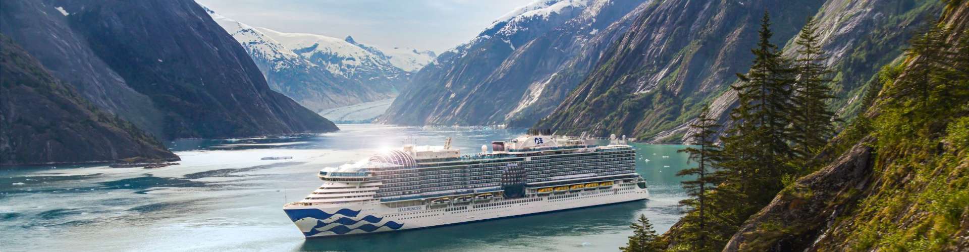 Križarjenje po Aljaski – Ladja Emerald Princess, premium ladjar Princess Cruise Line