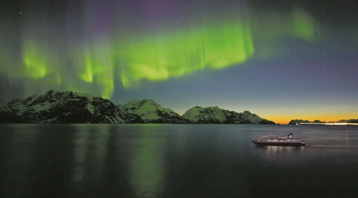 Severni sij med plovbo po norveškem