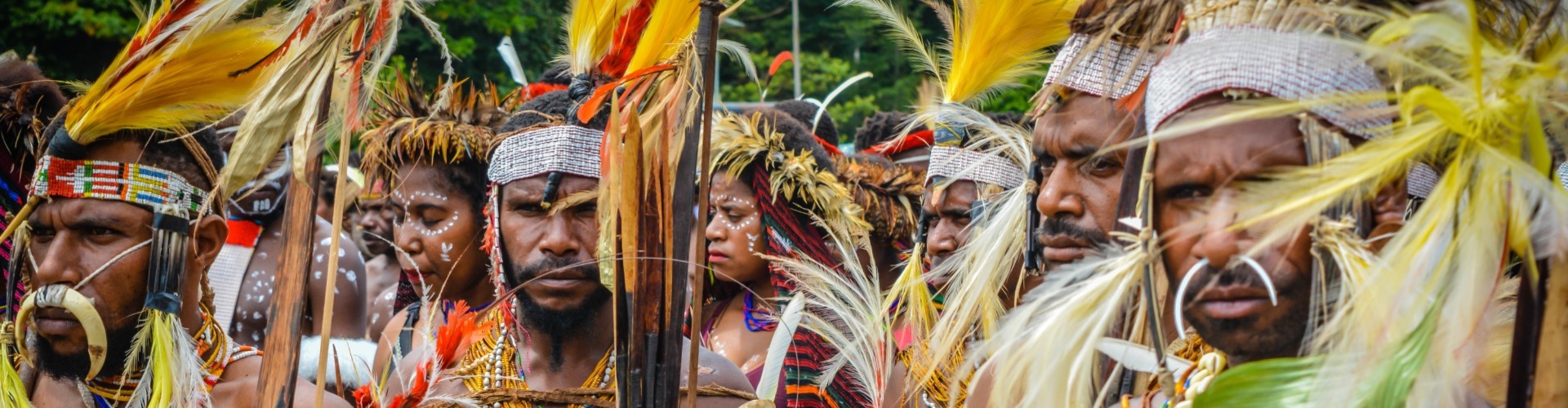 Indonezija – Raja Ampat in Irian Jaya s plemenskim festivalom