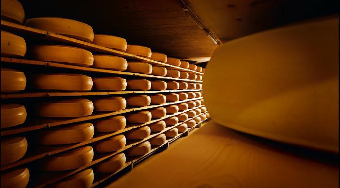 Švica-Emmental-ementalec2