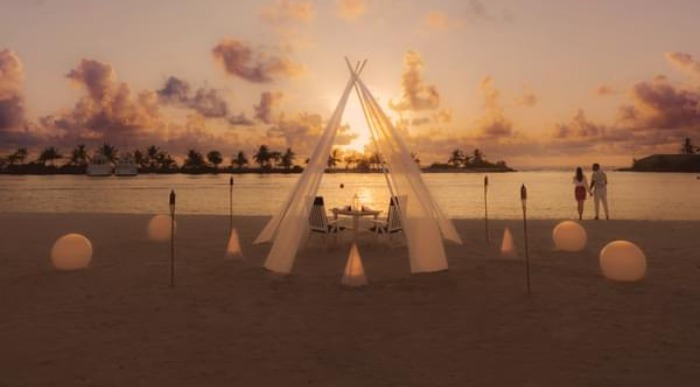 Villa Nautica - Candlelit Beach Dinner - Small