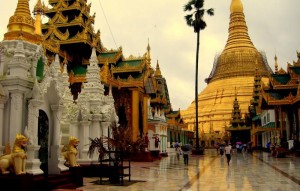 Myanmar-Shwedagonska pagoda