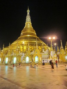 Burma 225x300 - Januarsko – februarska pravljica v deželi nasmejanih ljudi