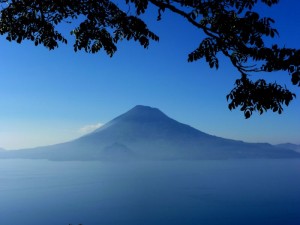 Jezero Atitlan
