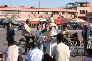 Maroko-Marakeš, ulični nastopači