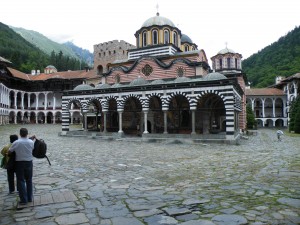 Samostan Rila, notranje dvorišče