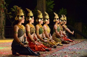 image 300x199 - Kambodža - Apsara ples in kmerske duše