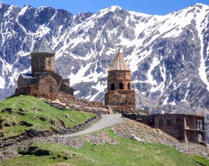 Gruzija-Kazbegi-Gergeti