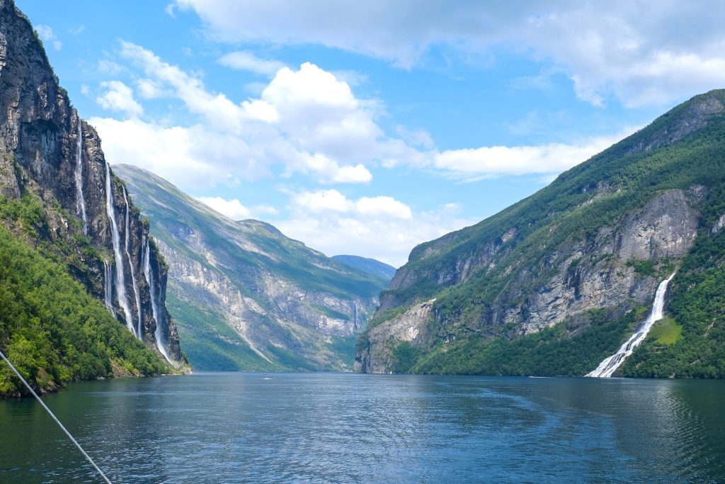 Norveški fjordi, kjer sopotnik spozna svojo majhnost